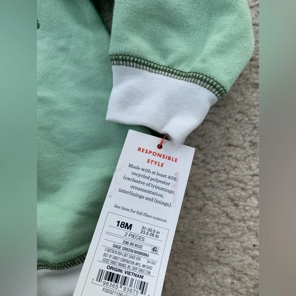 Cat & Jack NWT Size 18 Months Snail Sweatshirt Set